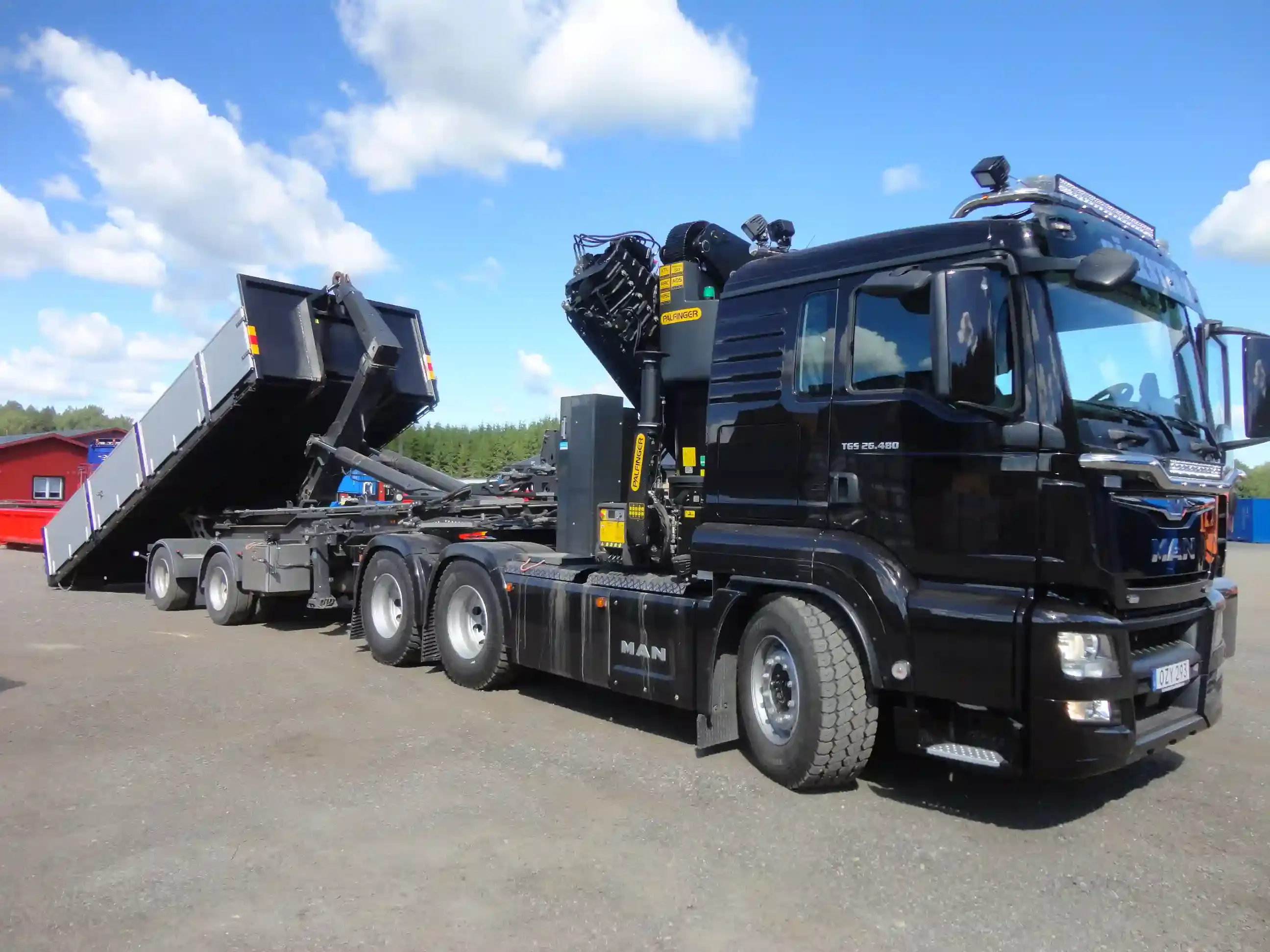 Hardox pa bil 7m alu pa trailer 016